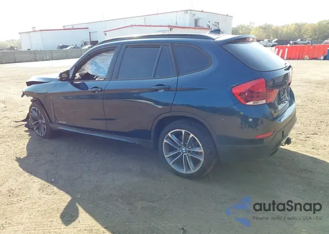 2013 BMW X1 xDrive28I z USA, uszkodzony, nr VIN WBAVL1C58DVR84496